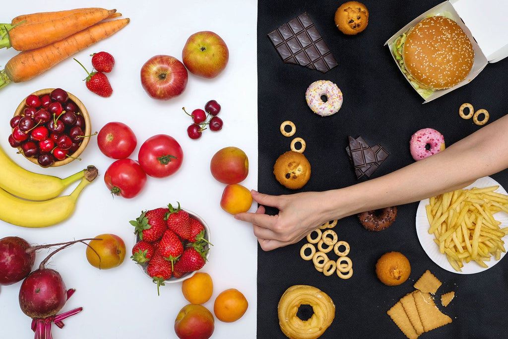 Cibo spazzatura o junk food: cos'è, come riconoscerlo e cosa fare
